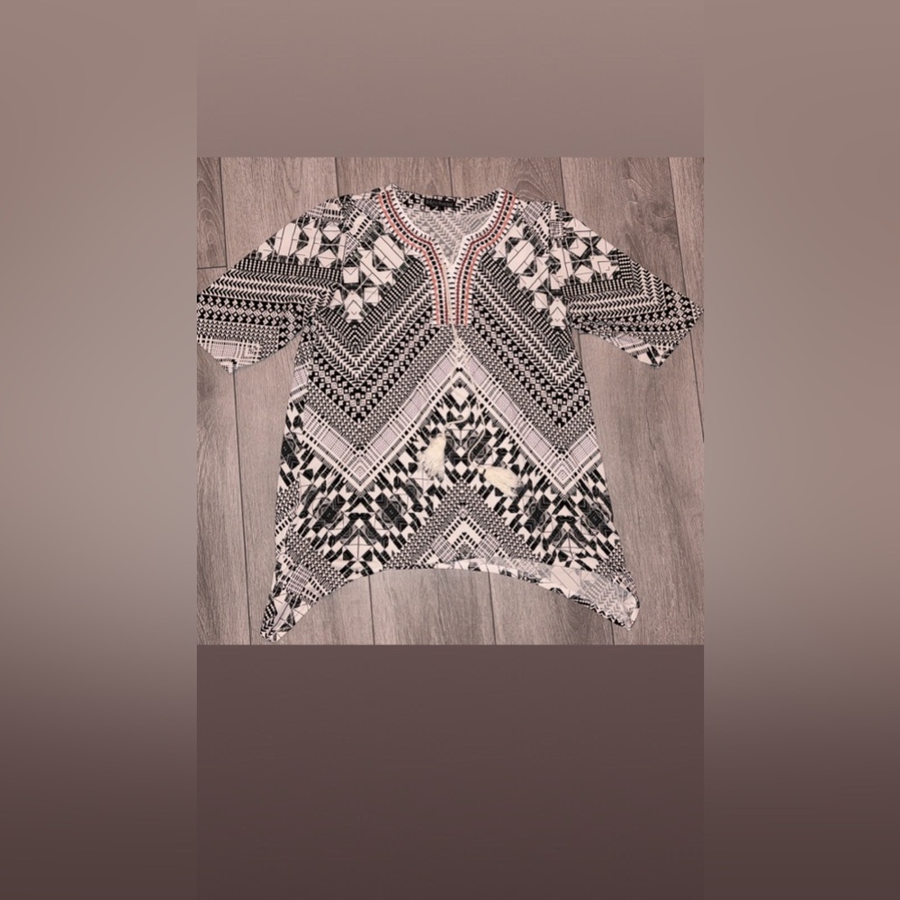 Mechant Women’s Blouse Size Large Boho Hippie Tassels Vneck Black White Stretch